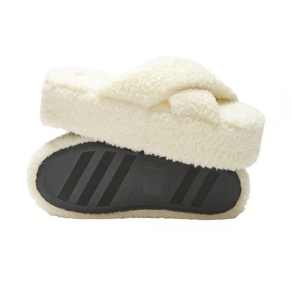 Victoria’s Secret PINK CO-ZZZY Fleece Platform Slipper NWT